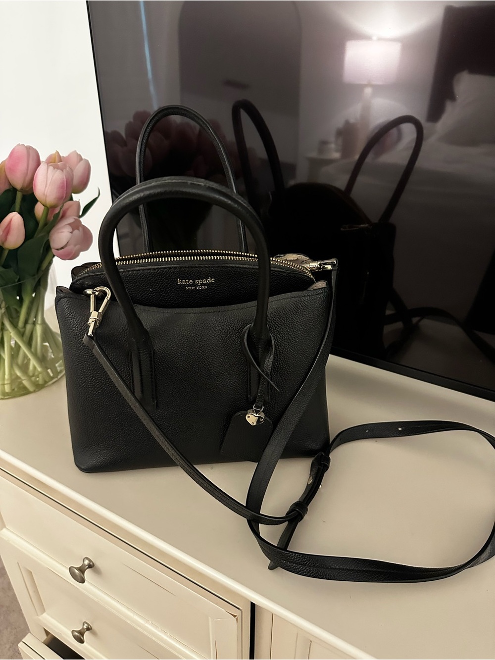 Kate Spade New York
Margaux Small Leather Satchel
